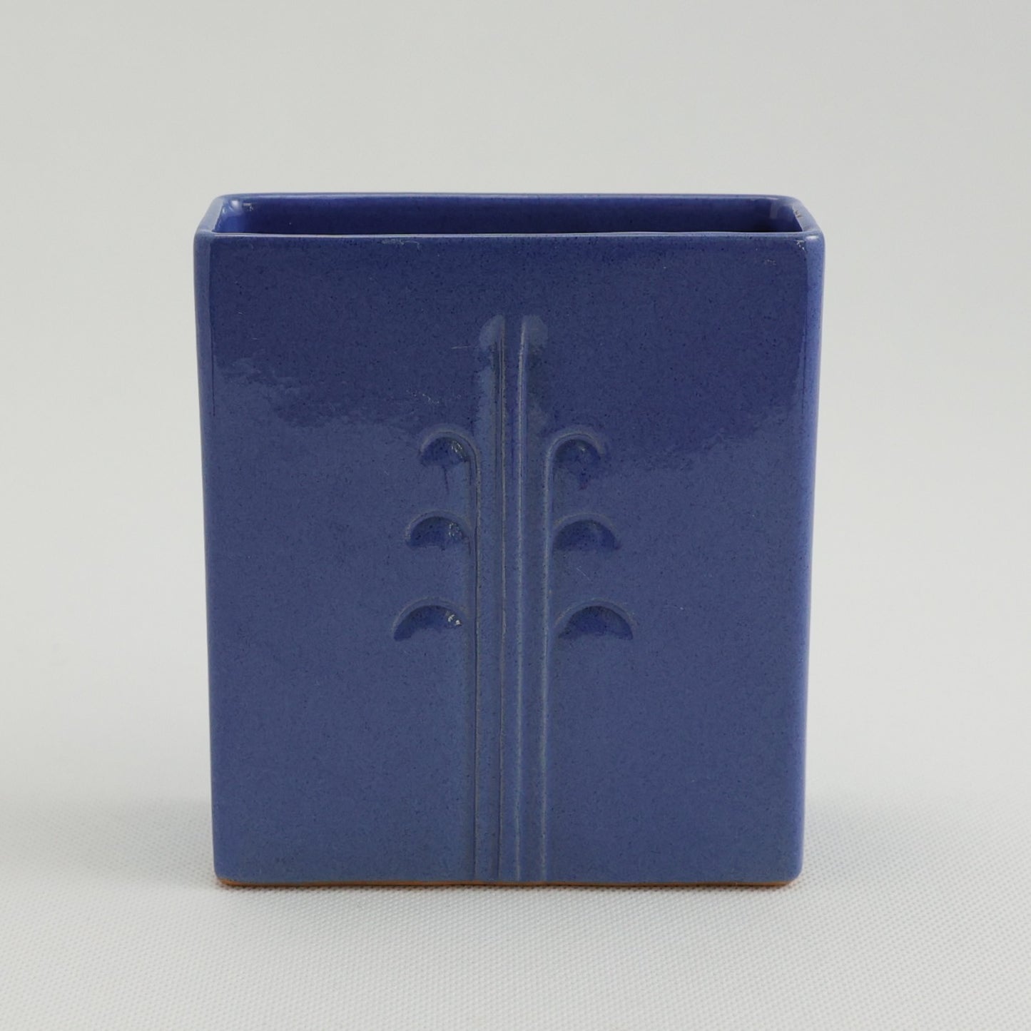 Frankoma <br> #191 Reed Vase <br> c. 1942, H. 4 1/2" <br> Royal Blue <br> Ada Clay, Oblong 0 <br> <br> Free Shipping