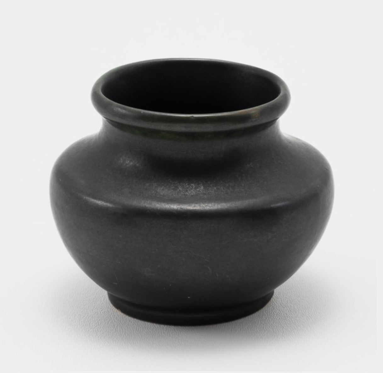 Frank Potteries <br> #289 Vase <br> c. 1933-1934, H. 4" <br> Gun Metal <br> Ada Clay, Ink Stamp