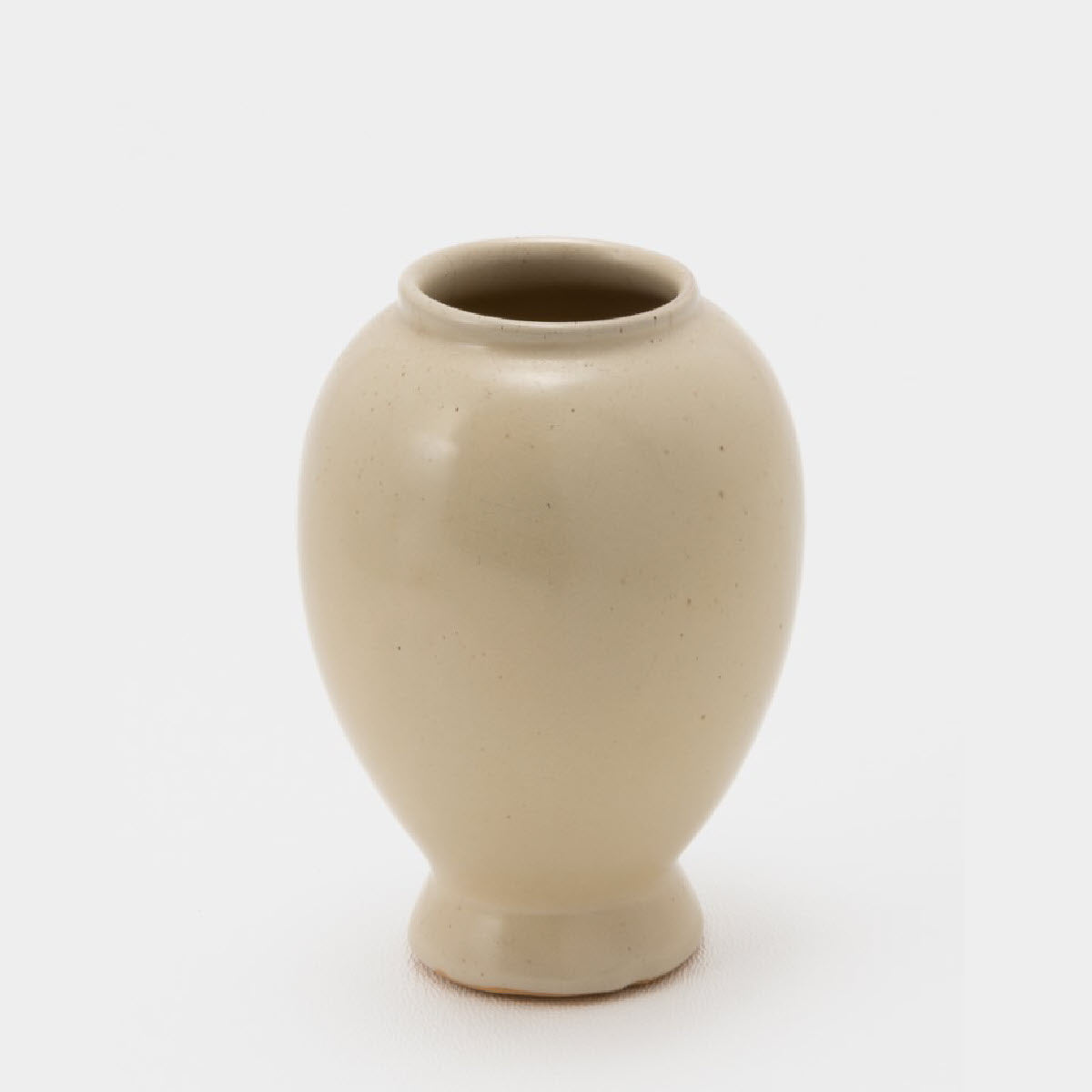 Frank Potteries <br> Small Vase <br> c. 1933-1934, H. 3 1/2" <br> Ivory Glaze <br> Ada Clay, Unmarked