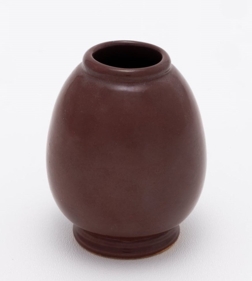 Frankoma <br> #502 Vase <br> c. 1936-1938, H. 3 1/2" <br> Cherokee Red <br> Ada Clay, Round O