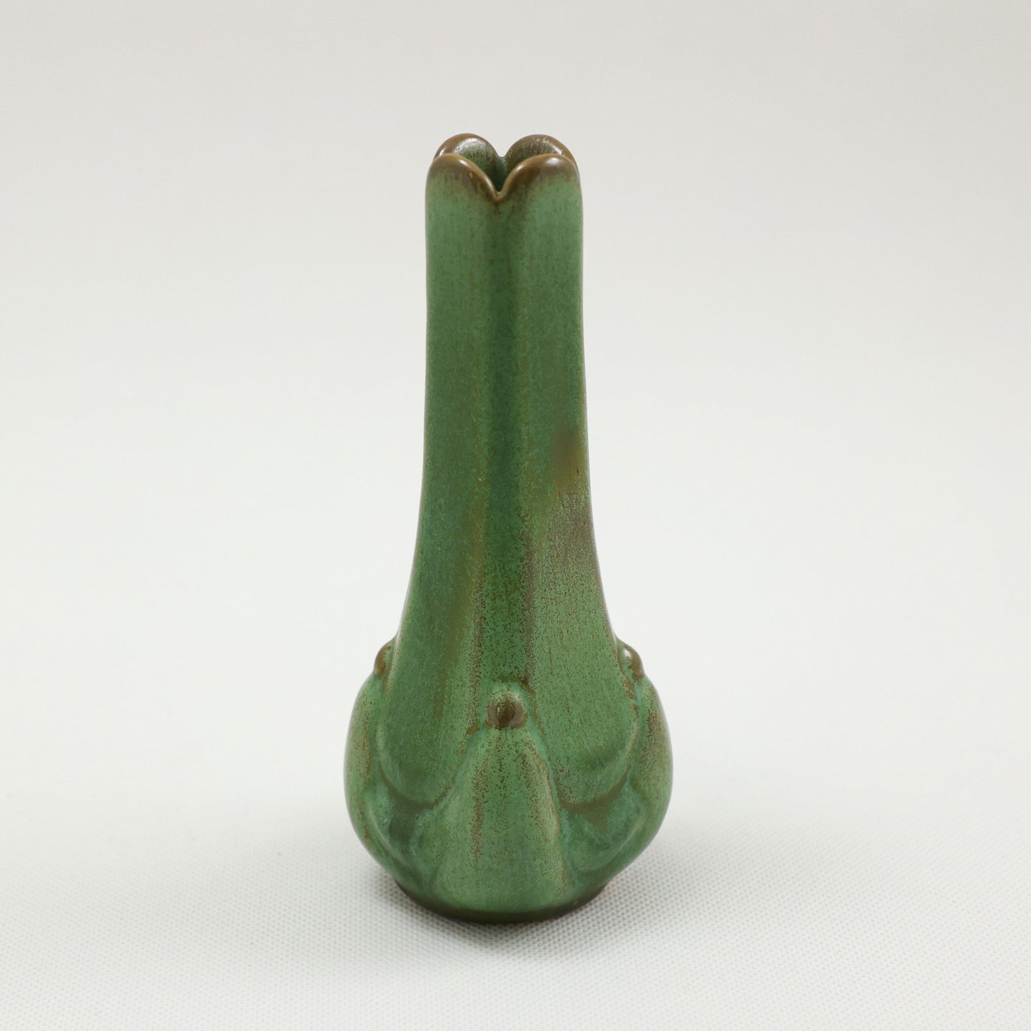 Frankoma <br> #29 Bud Vase <br> c. 1936-1938, H. 5 1/2" <br> Prairie Green <br> Ada Clay, Cat Mark <br> <br> Free Shipping