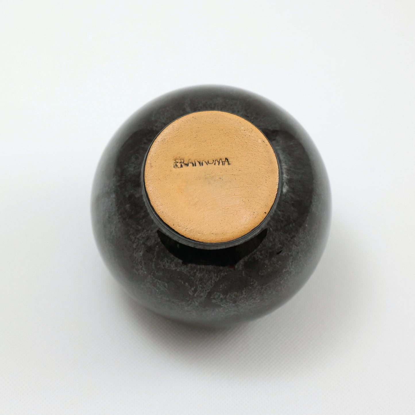 Frankoma <br> #6 Round Vase <br> c. 1936-1938, H. 3 3/4" <br> Onyx Black <br> Ada Clay, Round O <br> <br> Free Shipping